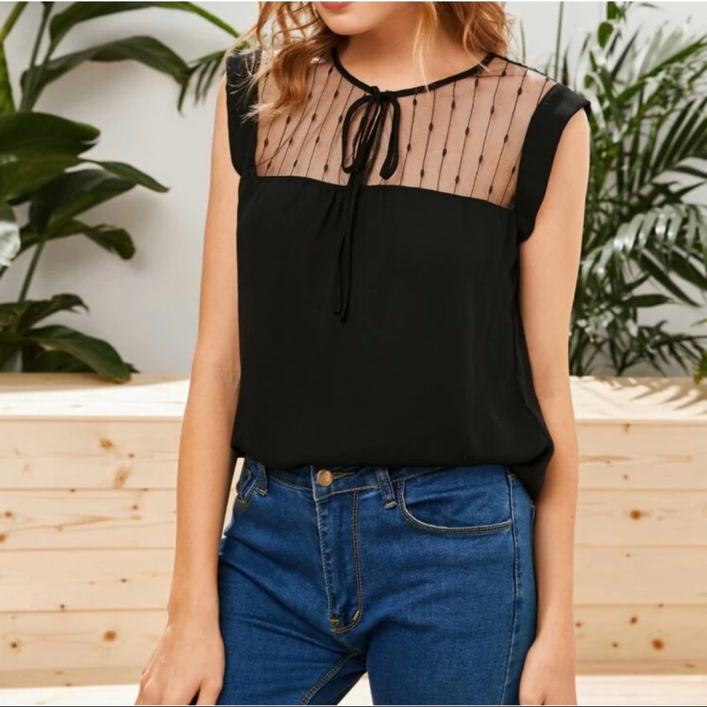Tie-front top
